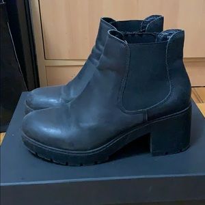 Steve Madden Platform Bootie